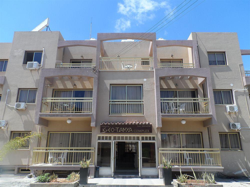 Geotanya Apartments ลิมาซอล ภายนอก รูปภาพ