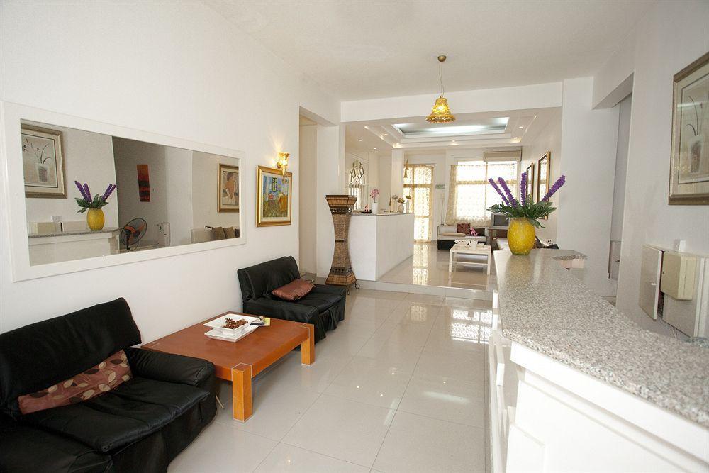 Geotanya Apartments ลิมาซอล ภายนอก รูปภาพ