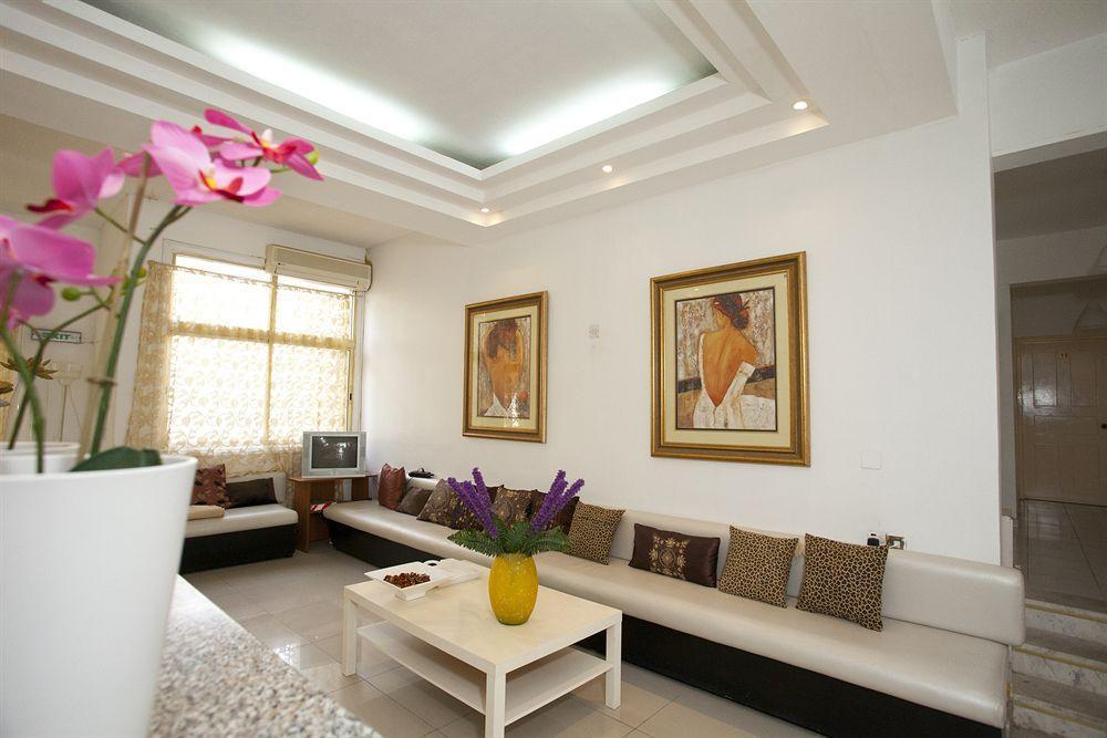 Geotanya Apartments ลิมาซอล ภายนอก รูปภาพ