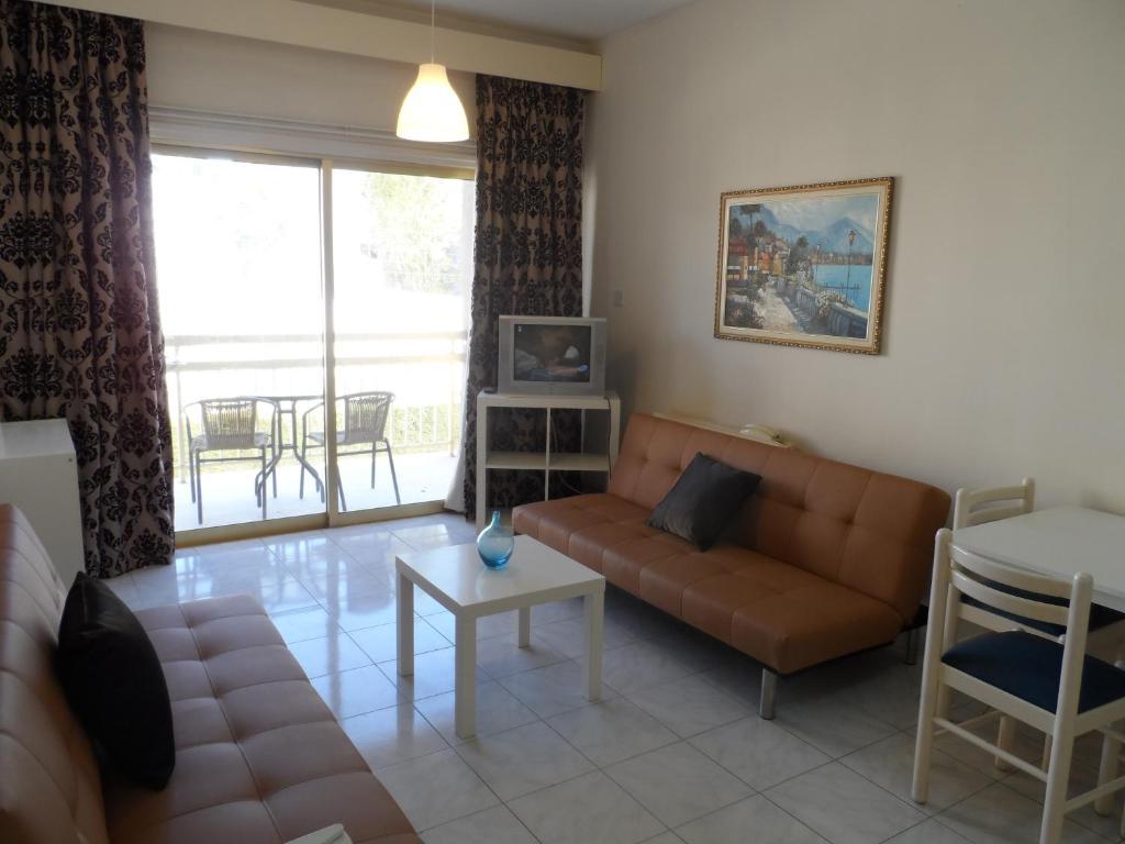 Geotanya Apartments ลิมาซอล ห้อง รูปภาพ